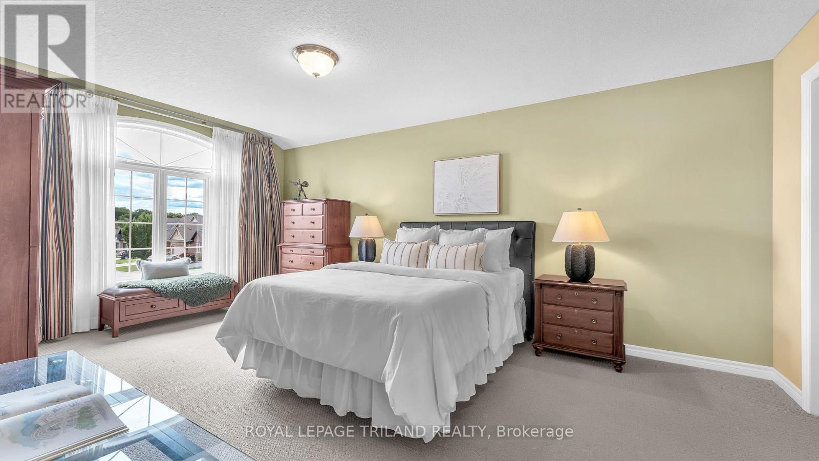 823 Longworth Road, London South, Ontario  N6K 0B6 - Photo 25 - X12460564