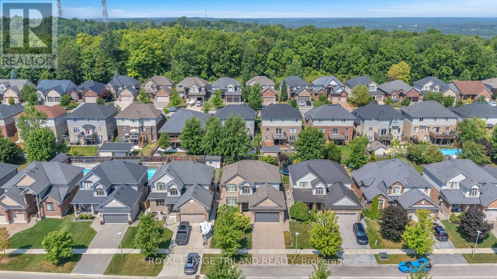 823 Longworth Road, London South, Ontario  N6K 0B6 - Photo 3 - X12460564