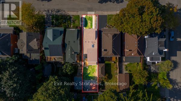 105 Rothsay Avenue, Hamilton, Ontario  L8M 3G3 - Photo 31 - X12460538