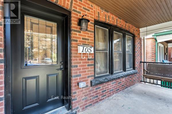 105 Rothsay Avenue, Hamilton, Ontario  L8M 3G3 - Photo 5 - X12460538