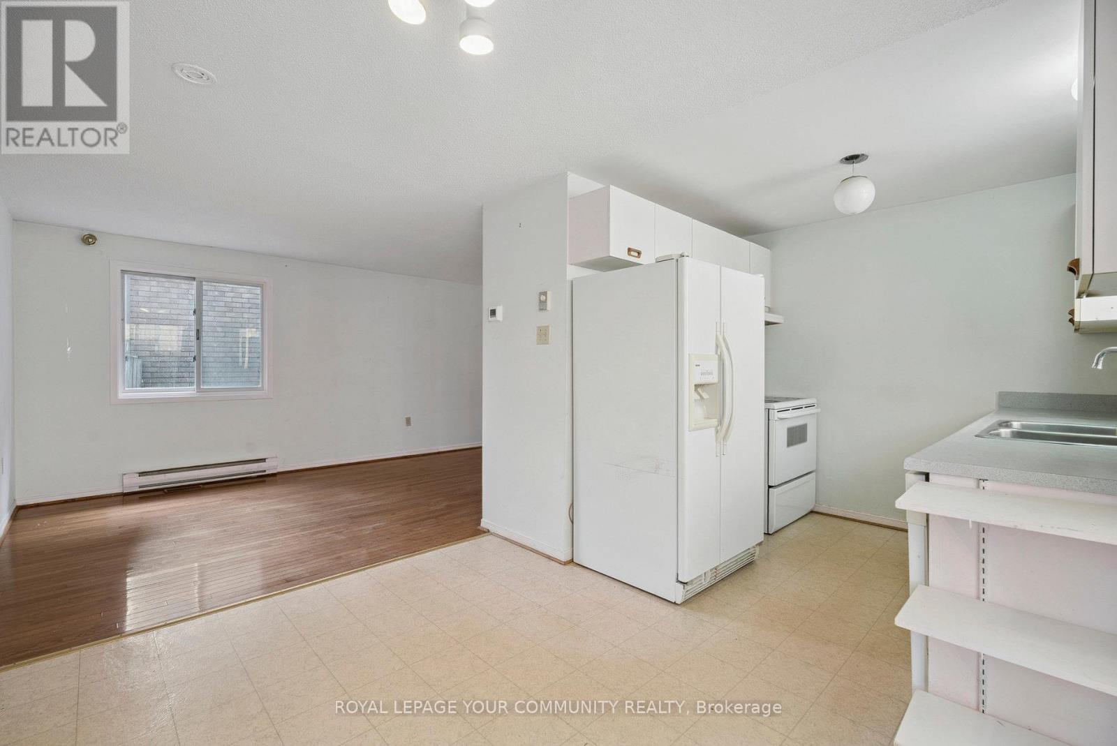 71 Geddes Crescent, Barrie, Ontario  L4N 7B1 - Photo 9 - S12460239