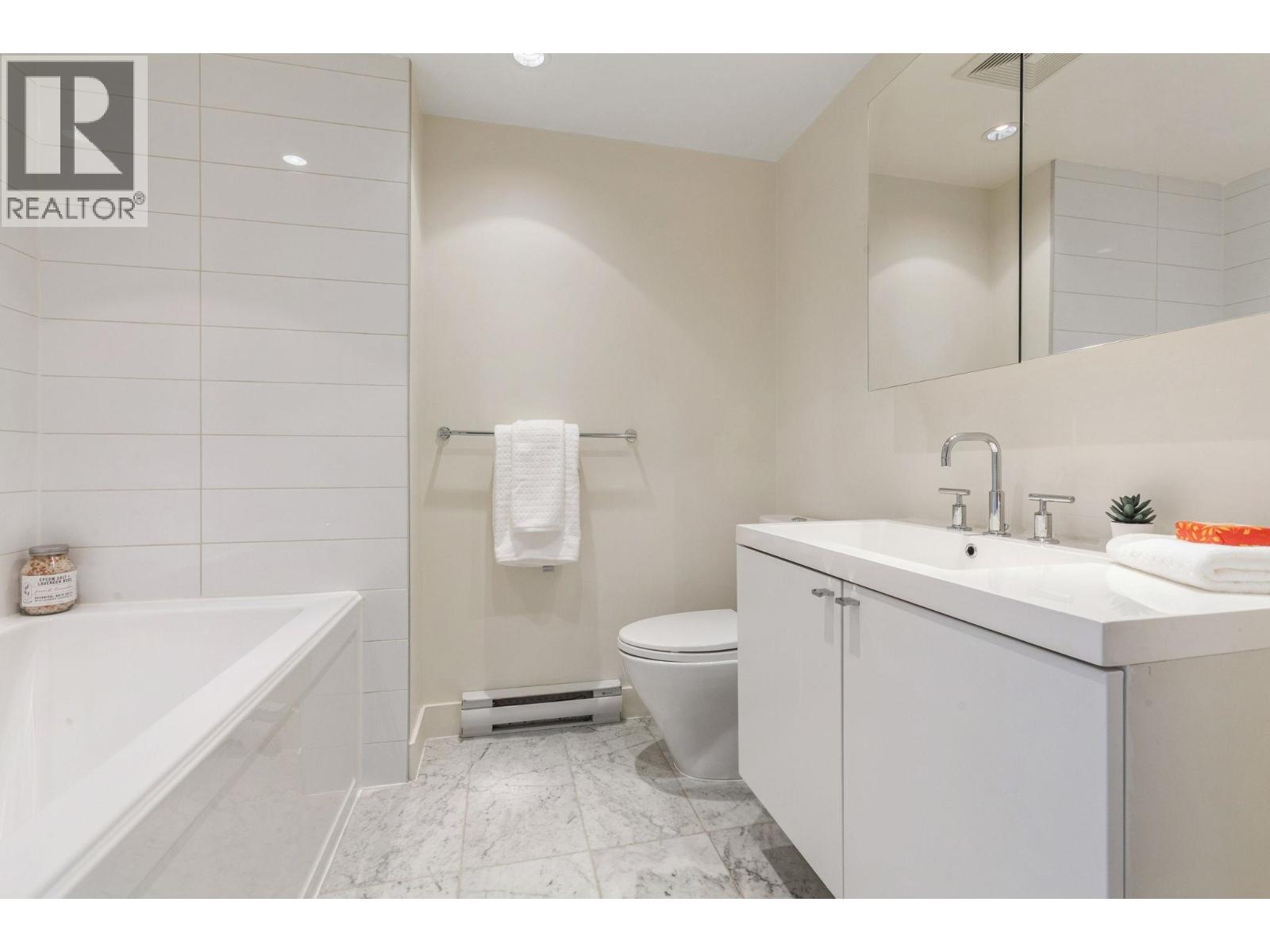306 4355 W 10th Avenue, Vancouver, British Columbia  V6R 2H6 - Photo 11 - R3057838