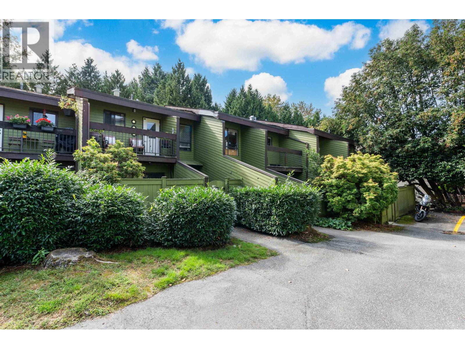 2690 Kingsford Avenue, Burnaby, British Columbia  V5B 4L6 - Photo 19 - R3057839
