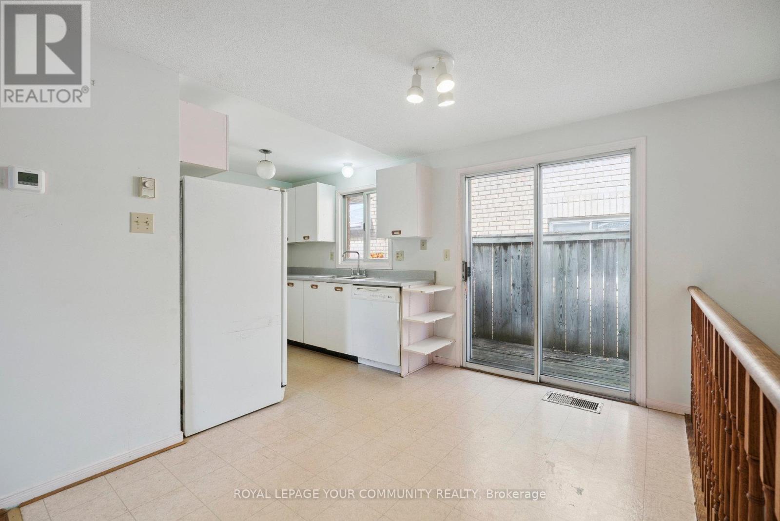 71 Geddes Crescent, Barrie, Ontario  L4N 7B1 - Photo 14 - S12460239