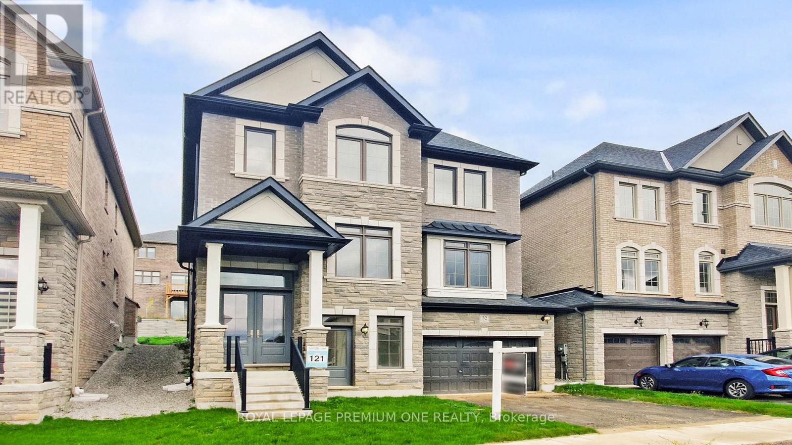 32 JAMES WALKER AVENUE, Caledon, Ontario