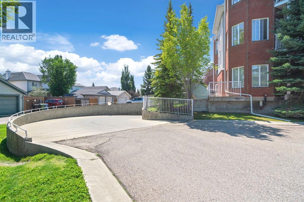 419, 8 Prestwick Pond Terrace Se, Calgary, Alberta  T2Z 4P3 - Photo 35 - A2233147
