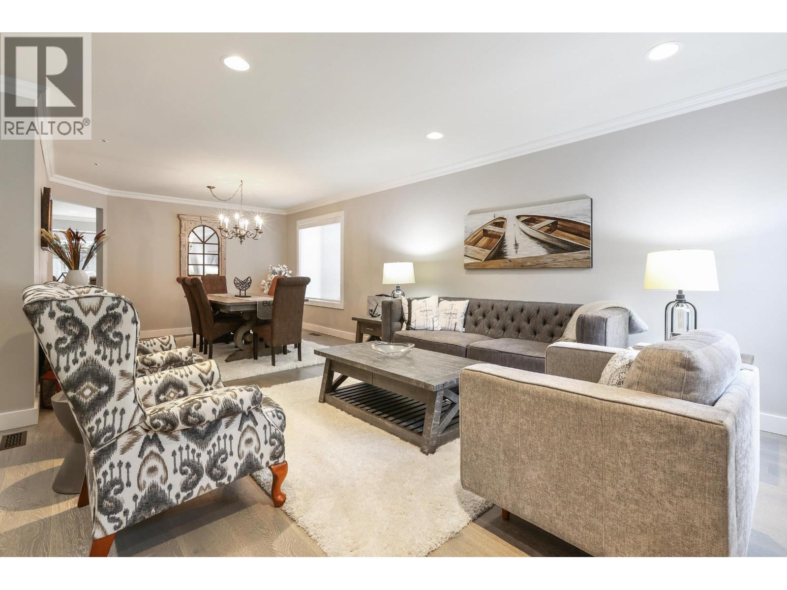 1076 Clements Avenue, North Vancouver, British Columbia  V7R 2L4 - Photo 4 - R3057848