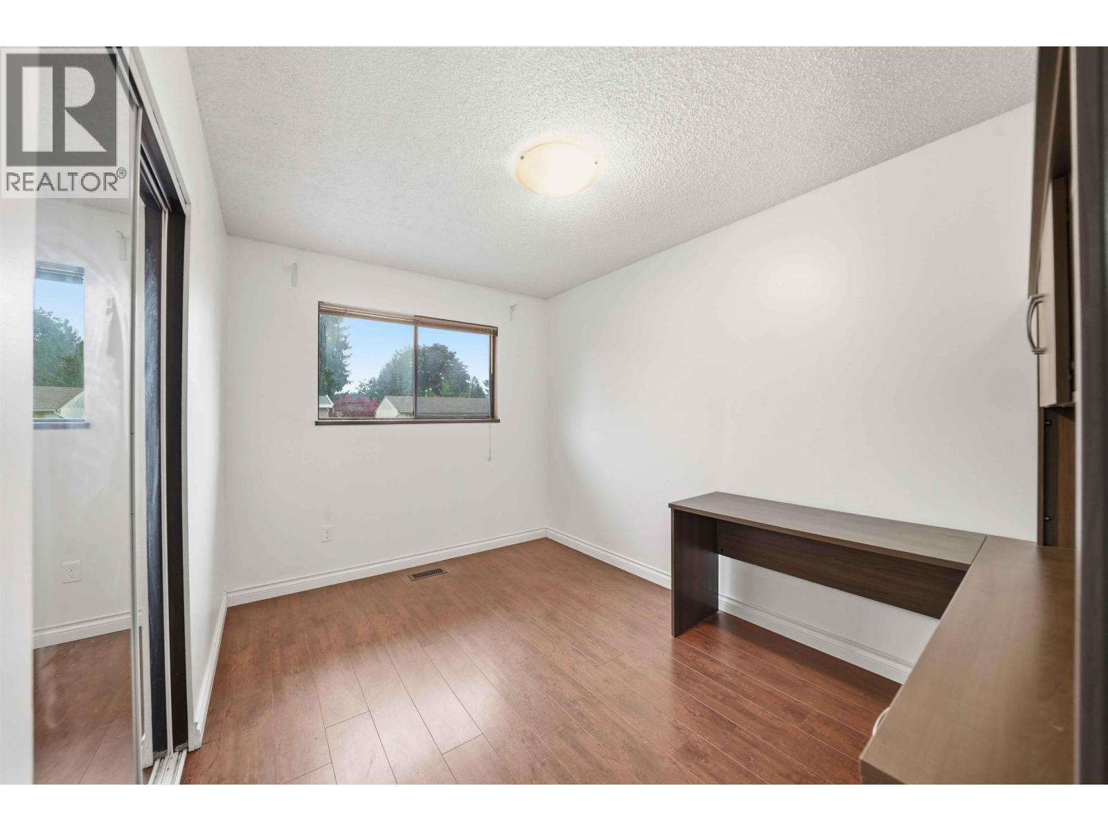 22970 Storey Avenue, Maple Ridge, British Columbia  V2X 3W1 - Photo 16 - R3057858