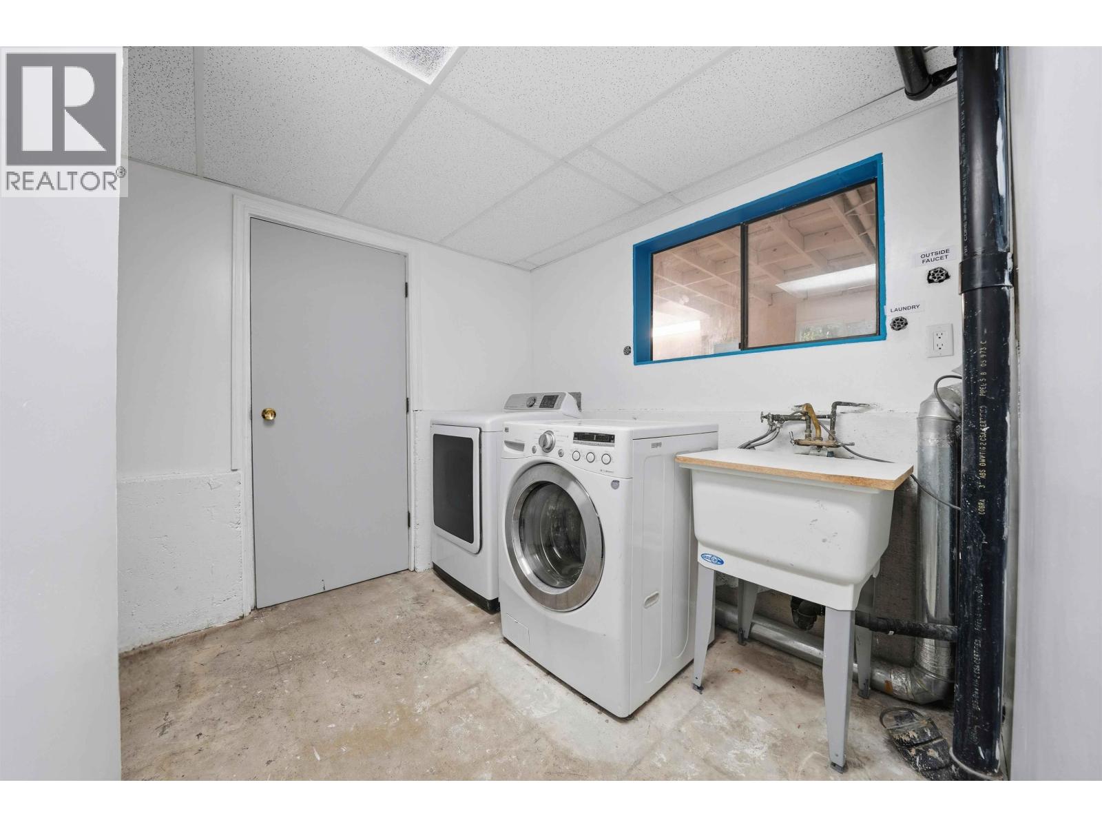 22970 Storey Avenue, Maple Ridge, British Columbia  V2X 3W1 - Photo 28 - R3057858
