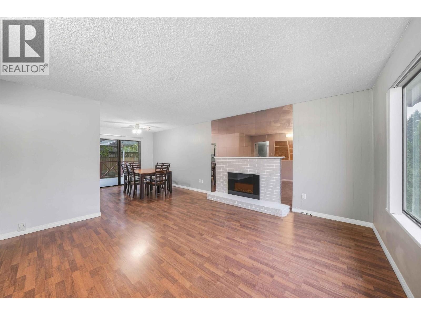 22970 Storey Avenue, Maple Ridge, British Columbia  V2X 3W1 - Photo 6 - R3057858