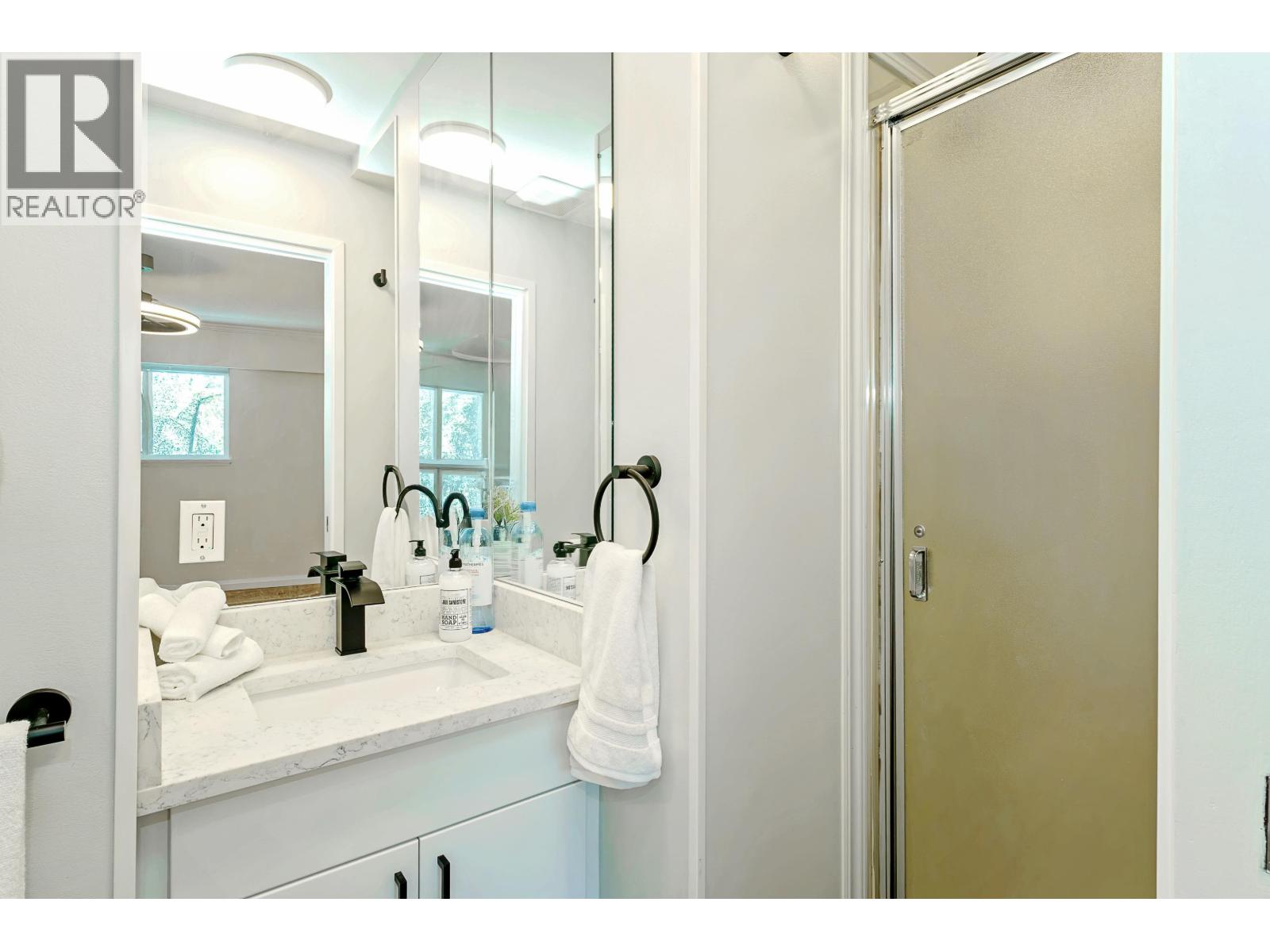 1496 Mary Hill Lane, Port Coquitlam, British Columbia  V3C 4C3 - Photo 15 - R3057861