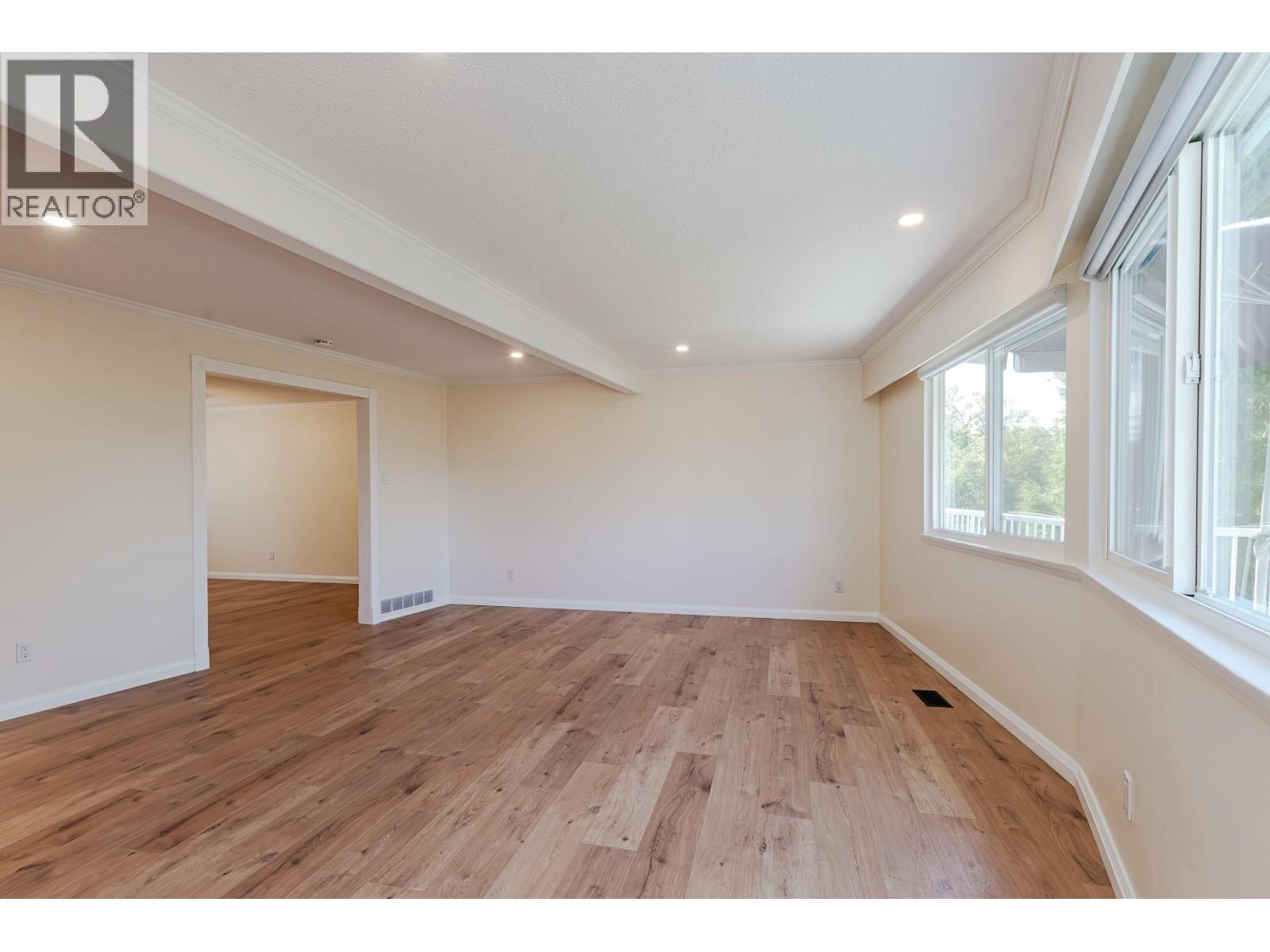 1496 Mary Hill Lane, Port Coquitlam, British Columbia  V3C 4C3 - Photo 8 - R3057861