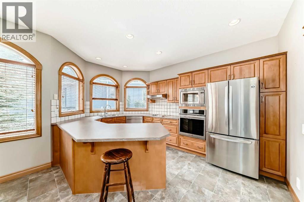 188 Sunterra Heights, Cochrane, Alberta  T4C 1W7 - Photo 4 - A2239068