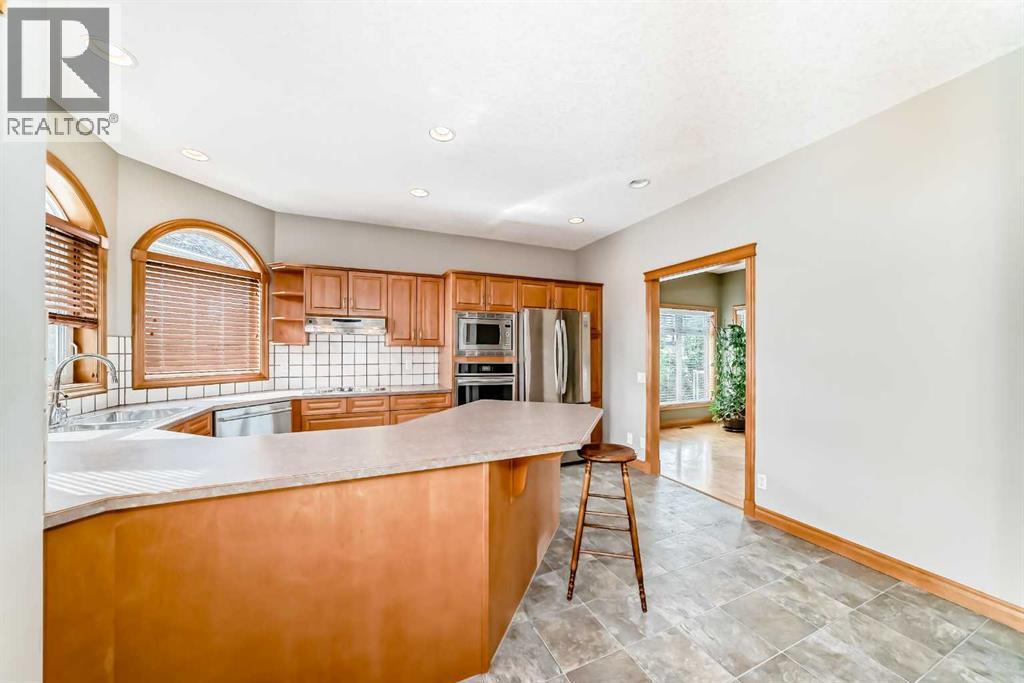 188 Sunterra Heights, Cochrane, Alberta  T4C 1W7 - Photo 3 - A2239068