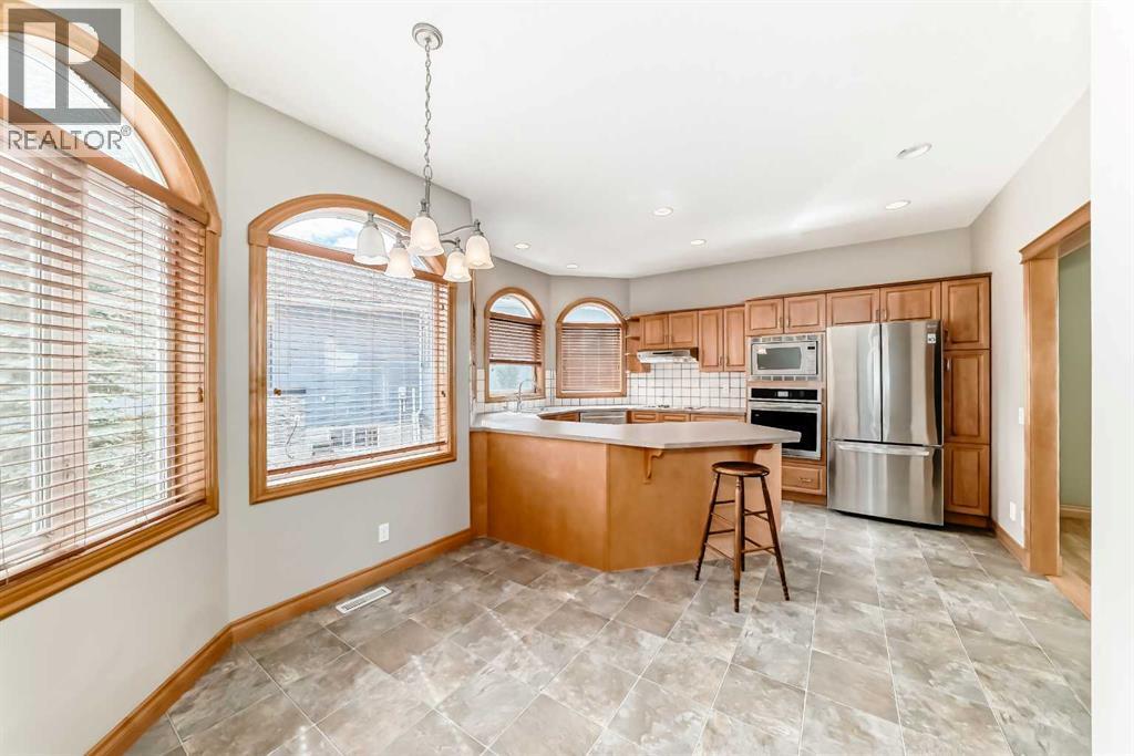 188 Sunterra Heights, Cochrane, Alberta  T4C 1W7 - Photo 6 - A2239068