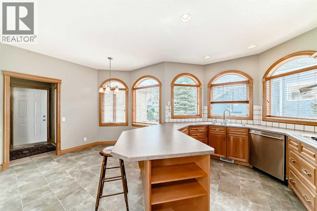 188 Sunterra Heights, Cochrane, Alberta  T4C 1W7 - Photo 5 - A2239068