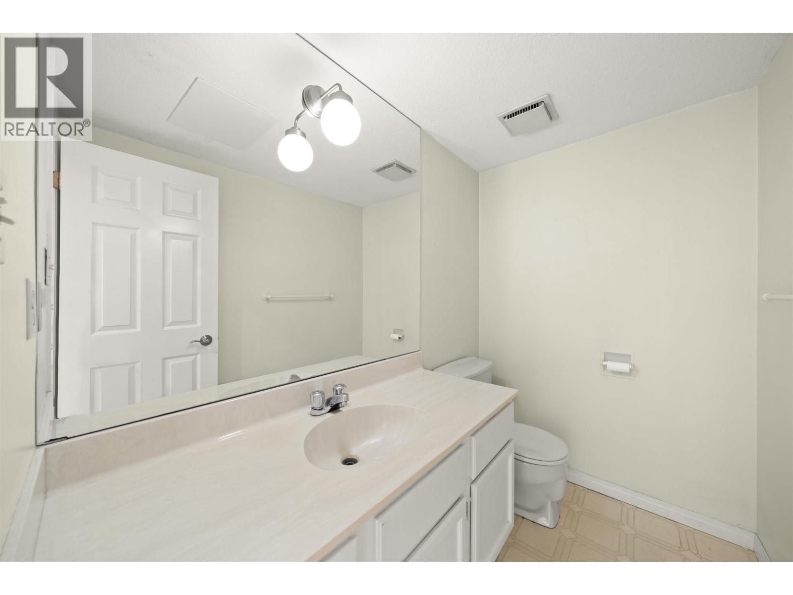7100 Kimberley Drive, Richmond, British Columbia  V7A 4S4 - Photo 12 - R3027317