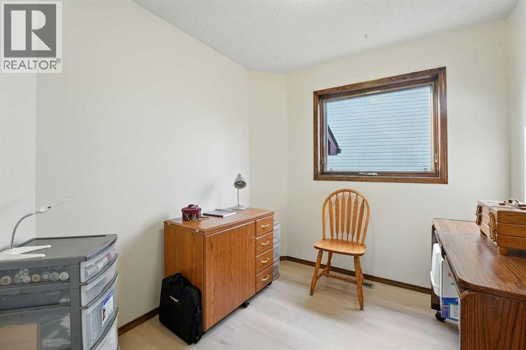 42 Citadel Crest Green Nw, Calgary, Alberta  T3G 4W5 - Photo 12 - A2254249