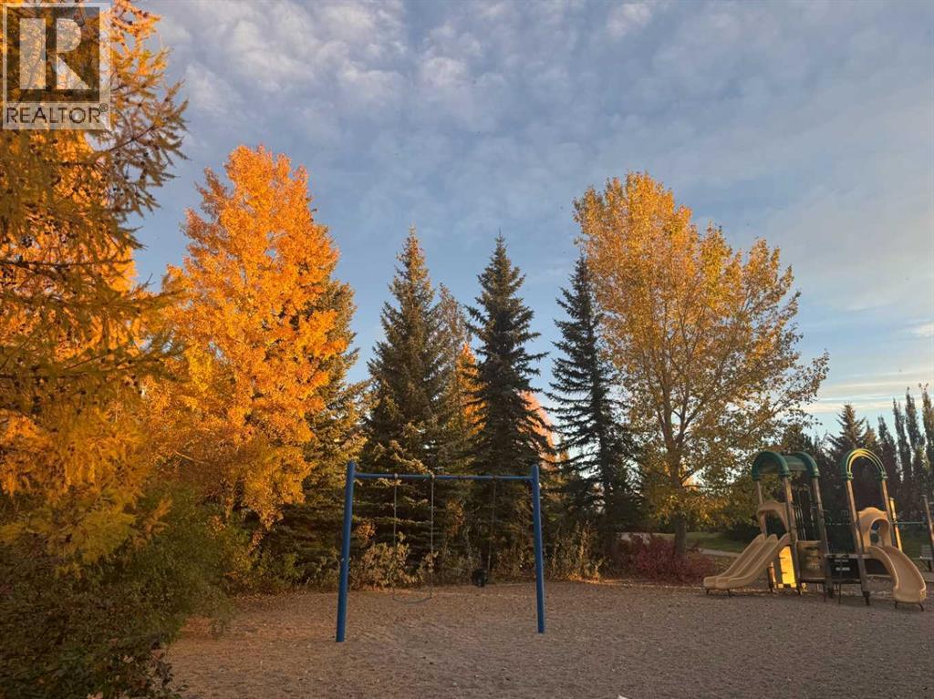 258 Millview Gardens Sw, Calgary, Alberta  T2Y 4A7 - Photo 35 - A2262696