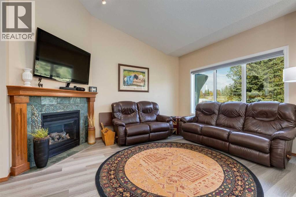258 Millview Gardens Sw, Calgary, Alberta  T2Y 4A7 - Photo 6 - A2262696