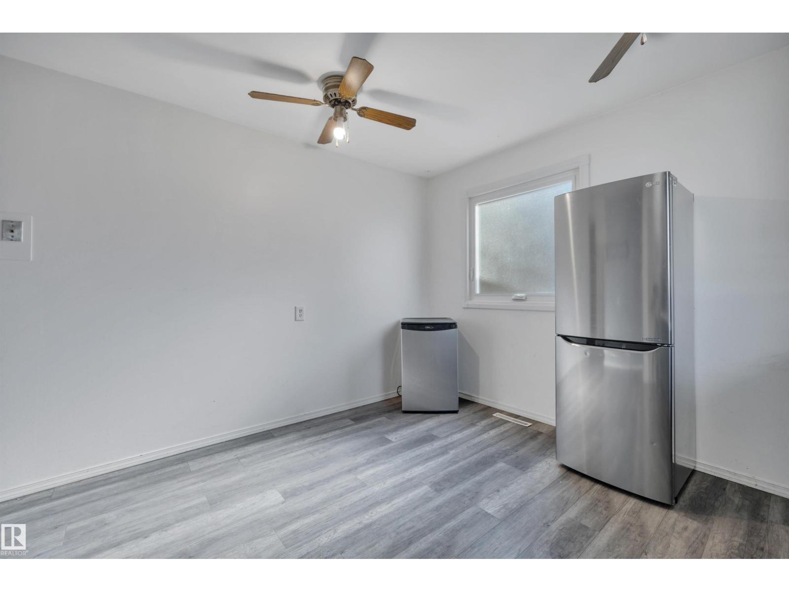 8328 165 St Nw, Edmonton, Alberta  T5R 2R4 - Photo 13 - E4461980
