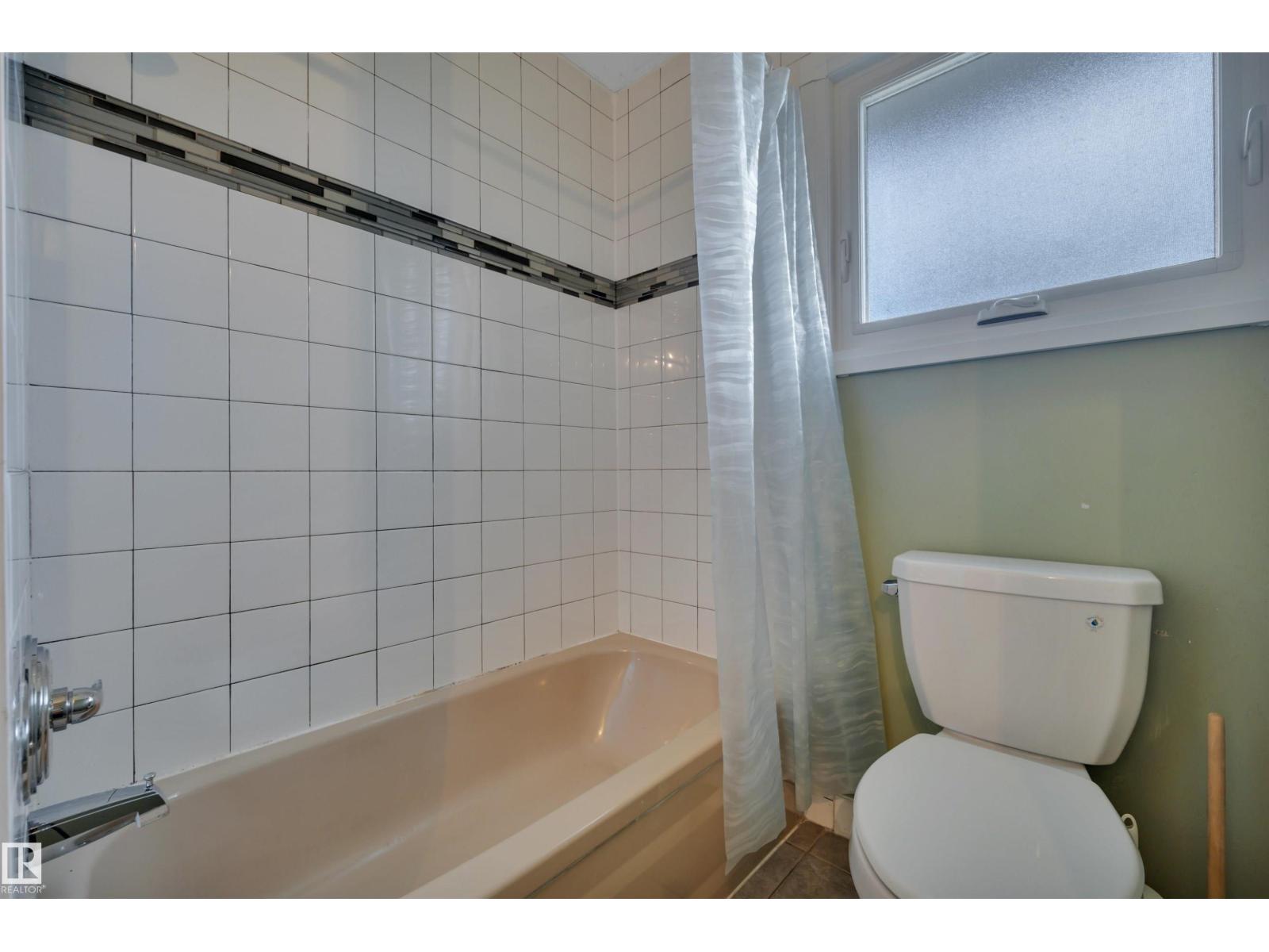 8328 165 St Nw, Edmonton, Alberta  T5R 2R4 - Photo 23 - E4461980