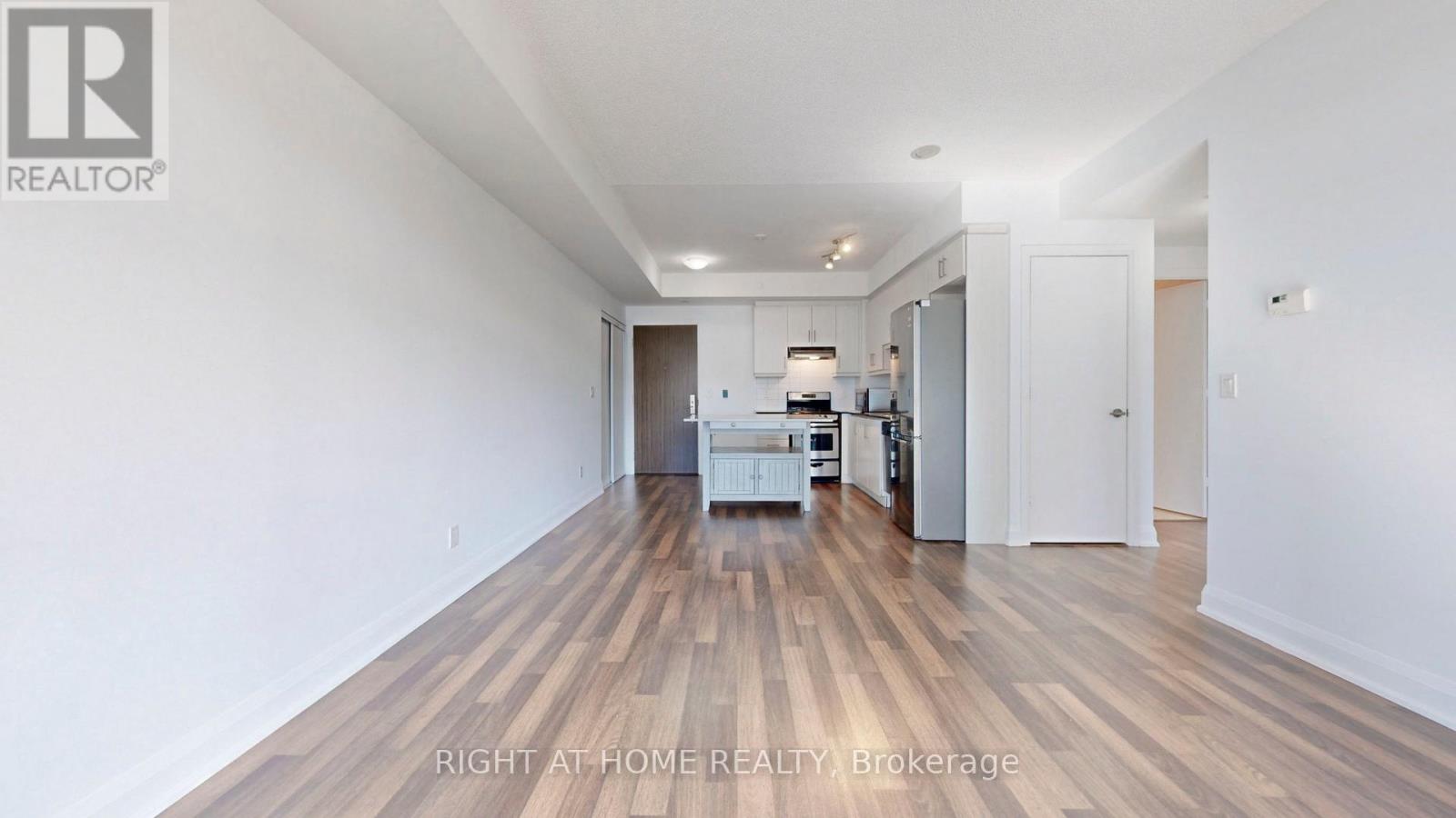 902 - 68 Canterbury Place, Toronto, Ontario  M2N 0H8 - Photo 13 - C12460335
