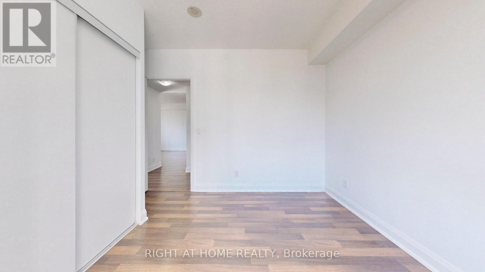 902 - 68 Canterbury Place, Toronto, Ontario  M2N 0H8 - Photo 20 - C12460335