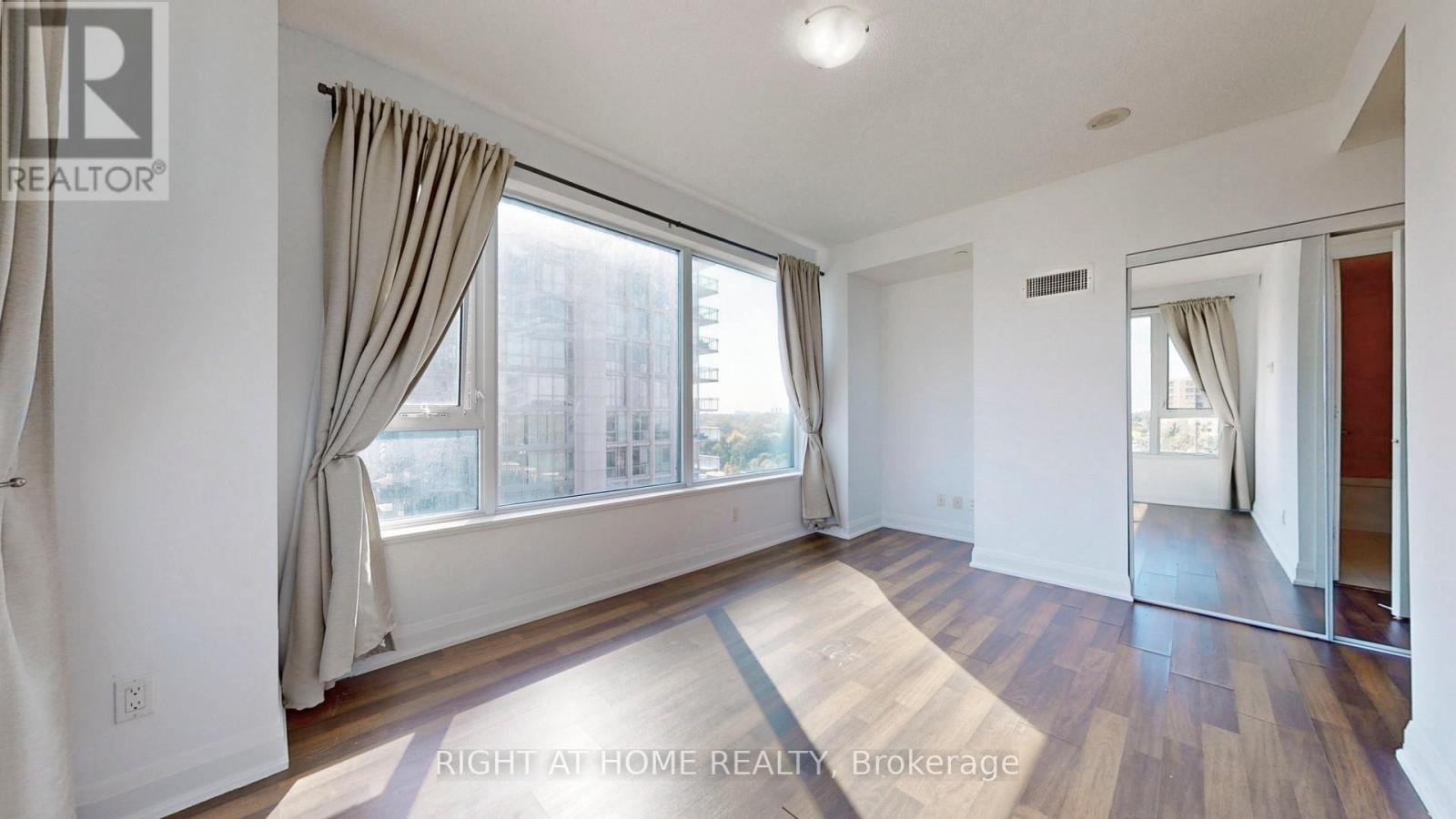 902 - 68 Canterbury Place, Toronto, Ontario  M2N 0H8 - Photo 25 - C12460335