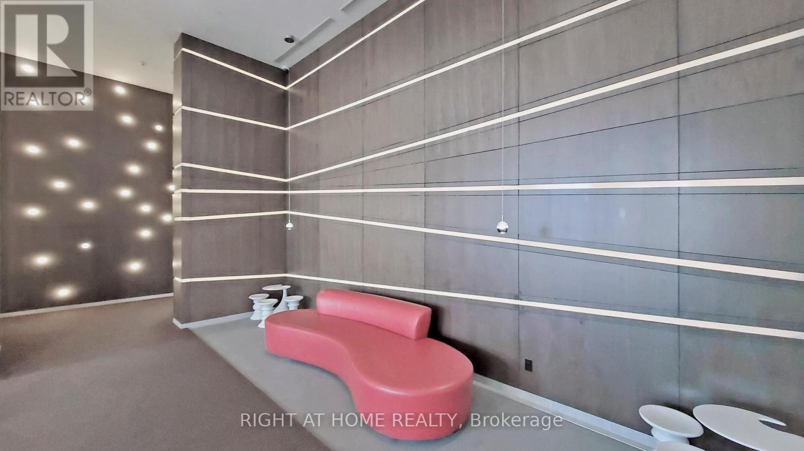 902 - 68 Canterbury Place, Toronto, Ontario  M2N 0H8 - Photo 32 - C12460335