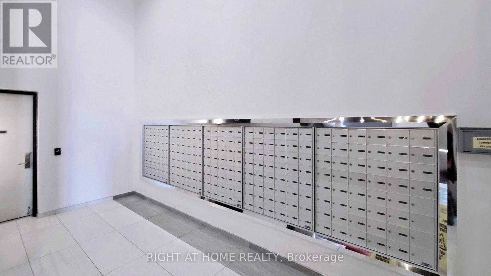 902 - 68 Canterbury Place, Toronto, Ontario  M2N 0H8 - Photo 34 - C12460335