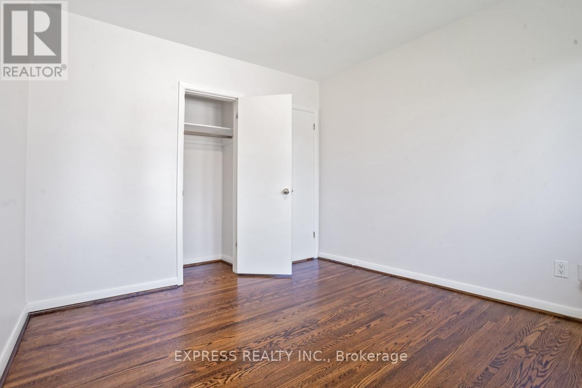 16 Donewen Court, Toronto, Ontario  M4A 1P8 - Photo 17 - C12460368