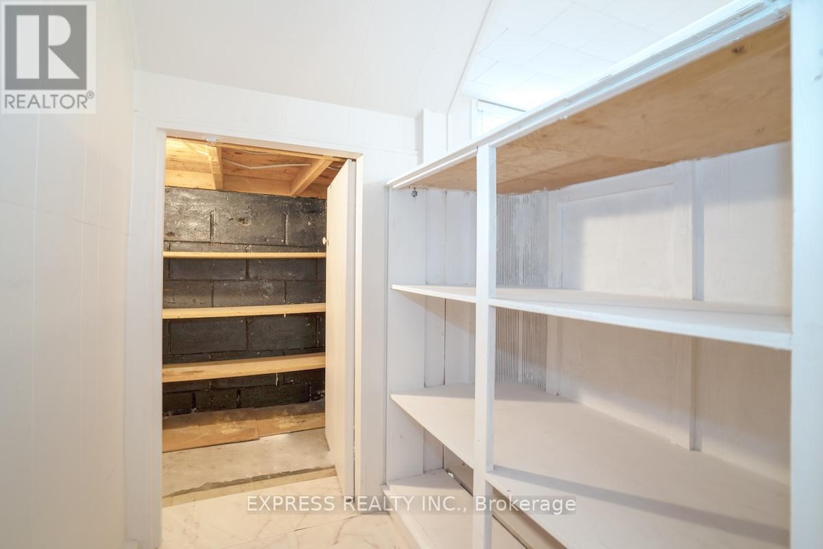 16 Donewen Court, Toronto, Ontario  M4A 1P8 - Photo 26 - C12460368