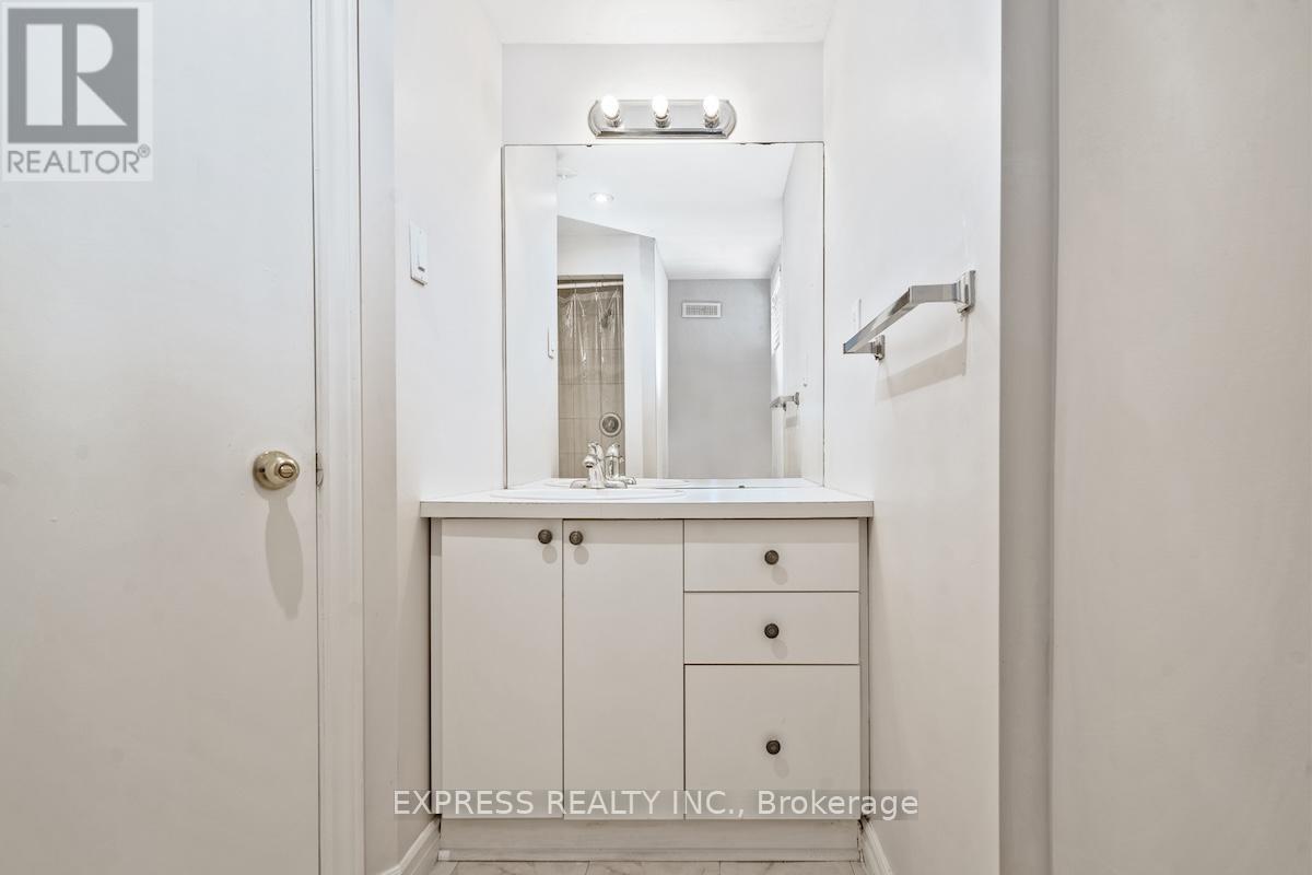 16 Donewen Court, Toronto, Ontario  M4A 1P8 - Photo 28 - C12460368