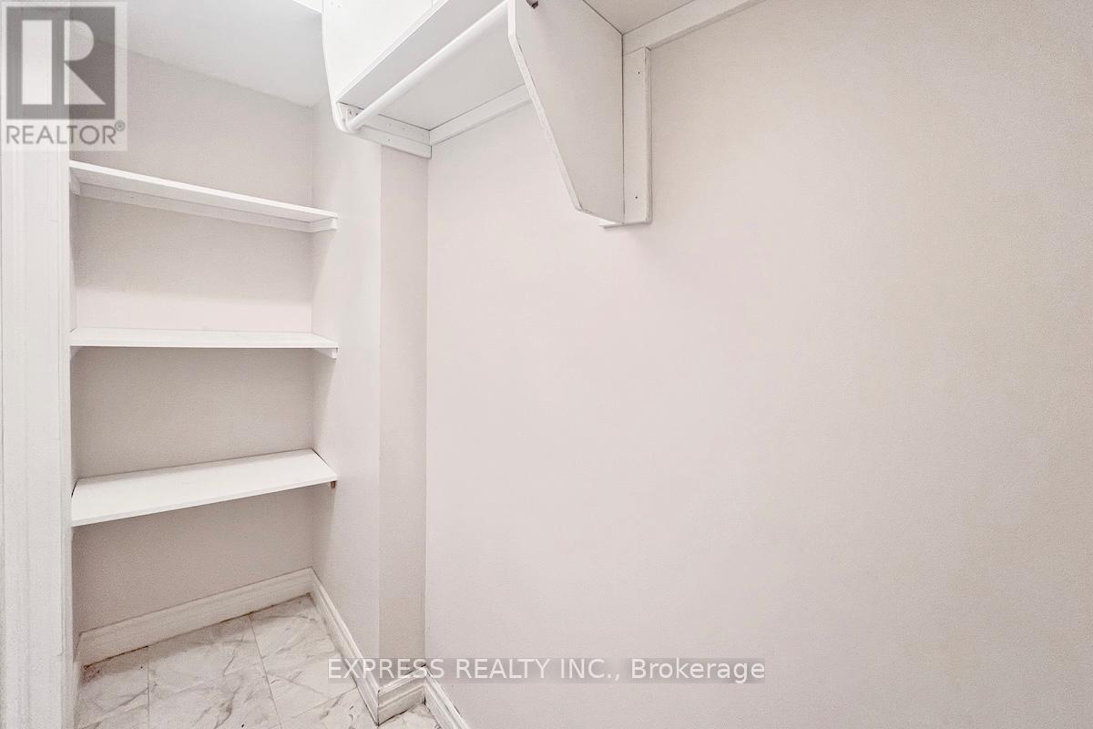 16 Donewen Court, Toronto, Ontario  M4A 1P8 - Photo 32 - C12460368