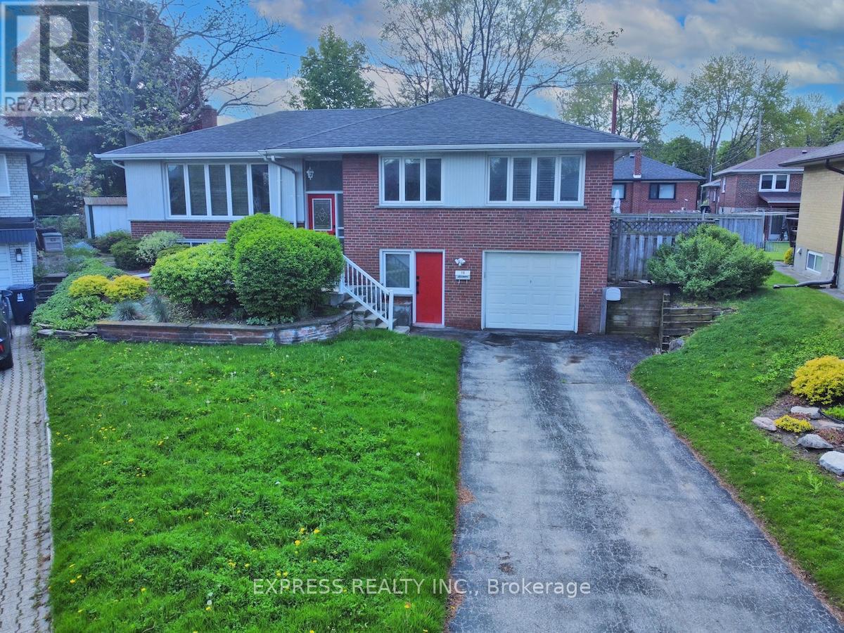 16 Donewen Court, Toronto, Ontario  M4A 1P8 - Photo 37 - C12460368