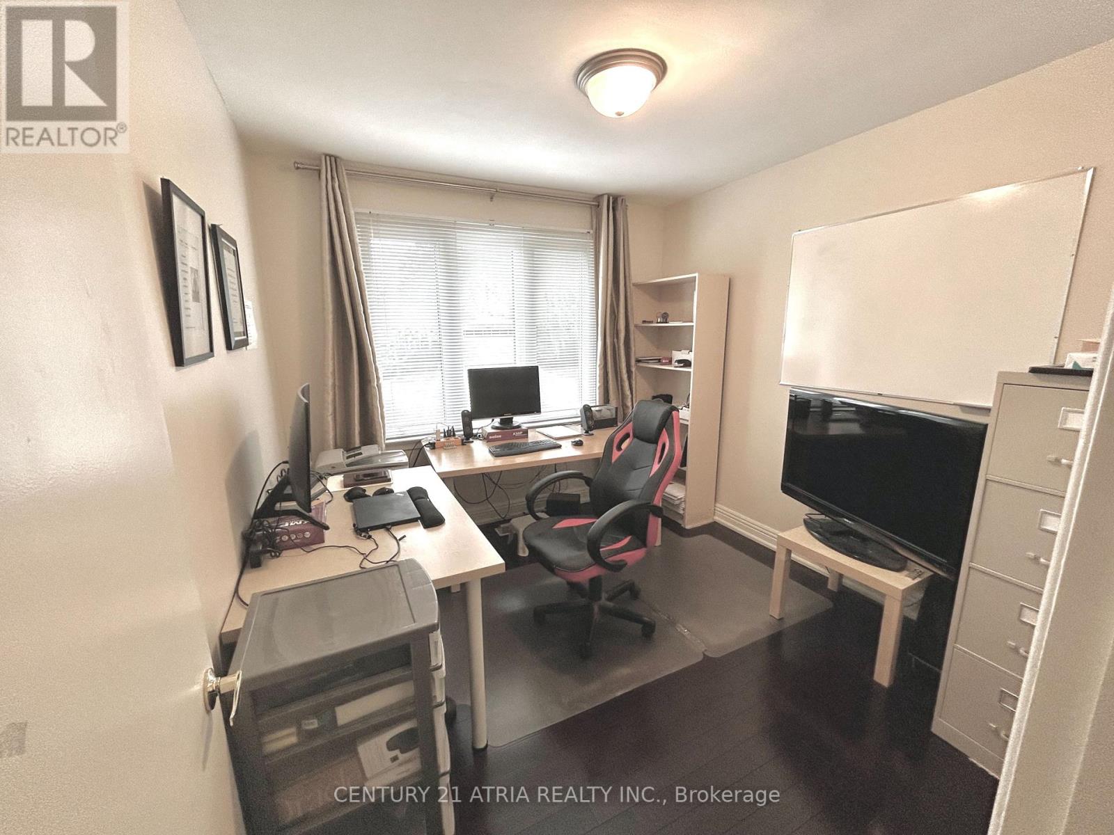 45 Ambrose Road, Toronto, Ontario  M2K 1S2 - Photo 6 - C12460405