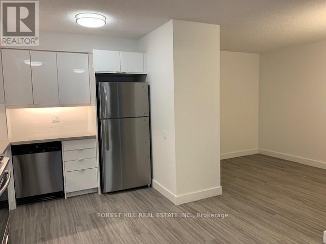 601 - 50 Portland Street, Toronto, Ontario  M5V 2M7 - Photo 7 - C12460412