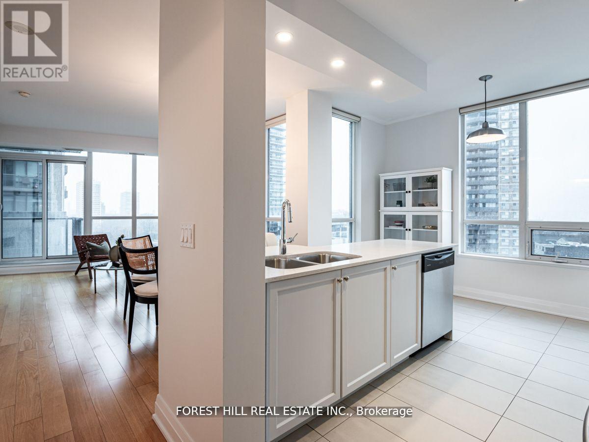 707 - 530 St Clair Avenue W, Toronto, Ontario  M6C 0A2 - Photo 8 - C12460431
