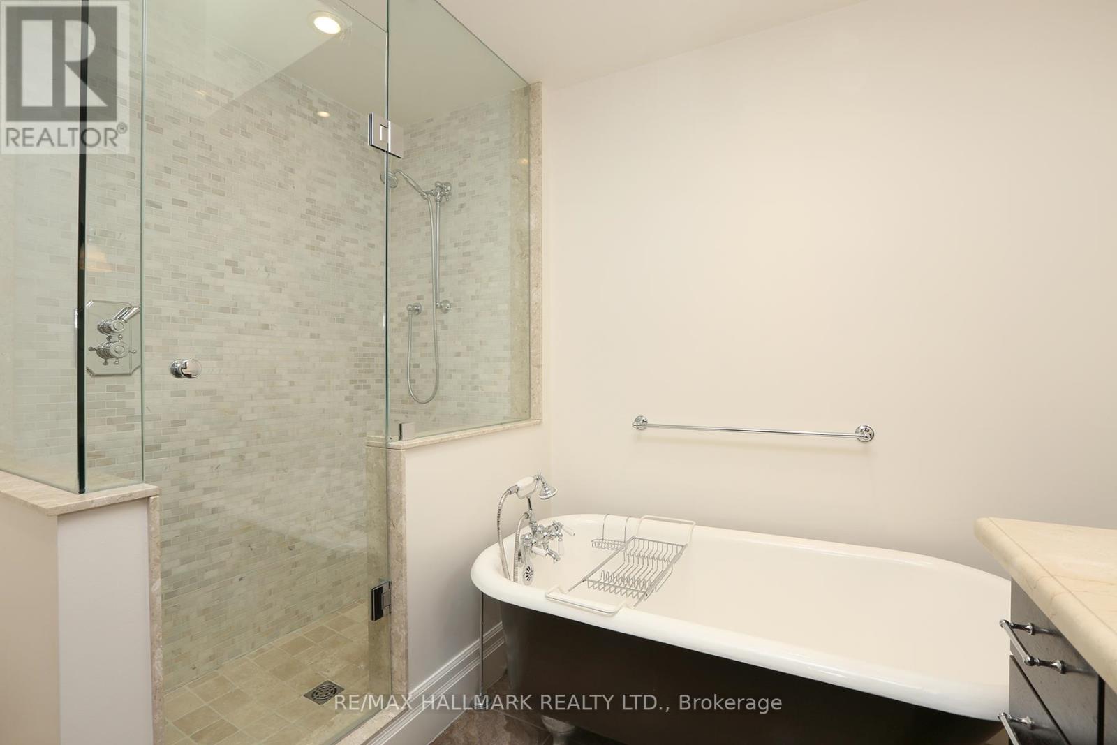 416 Keewatin Avenue, Toronto, Ontario  M4P 2A5 - Photo 12 - C12460462