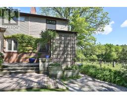 416 KEEWATIN AVENUE, Toronto, Ontario