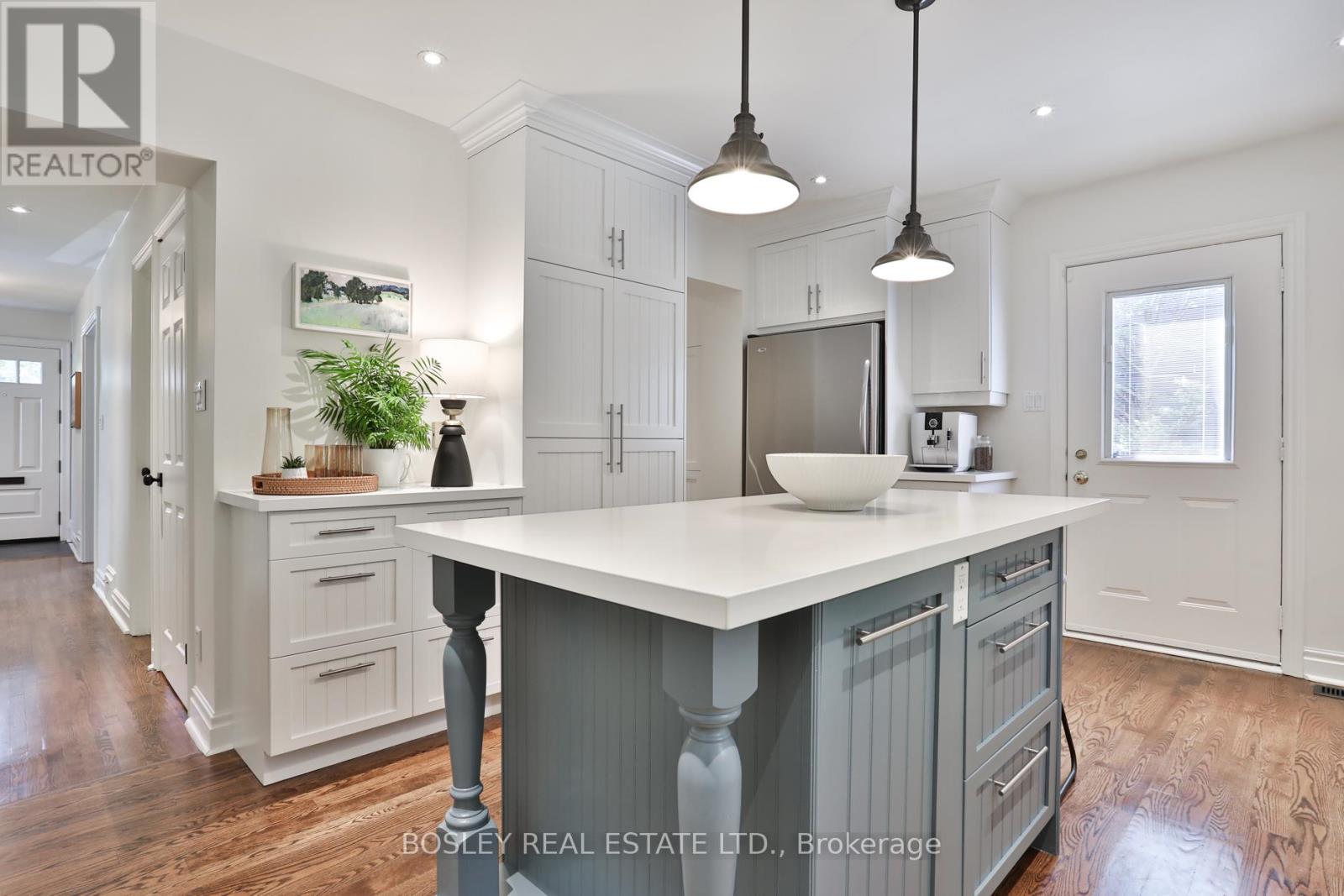 274 Glengrove Avenue W, Toronto, Ontario  M5N 1W2 - Photo 14 - C12460468