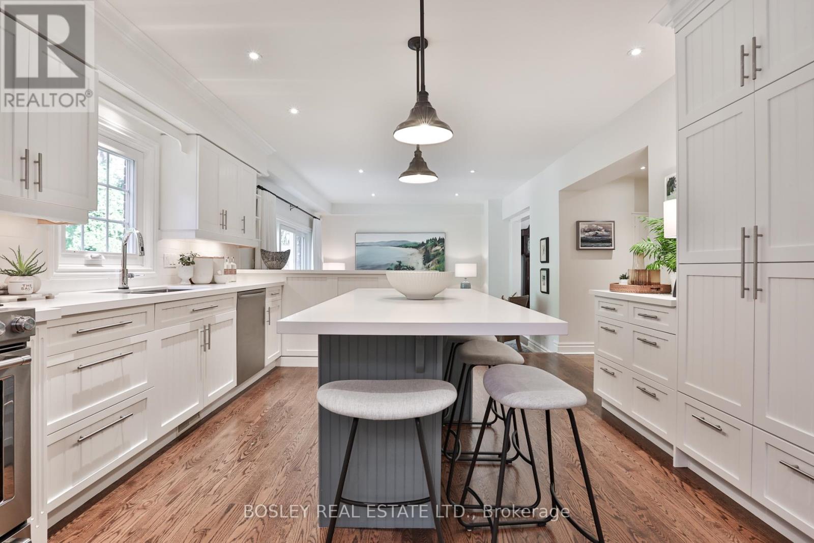 274 Glengrove Avenue W, Toronto, Ontario  M5N 1W2 - Photo 15 - C12460468
