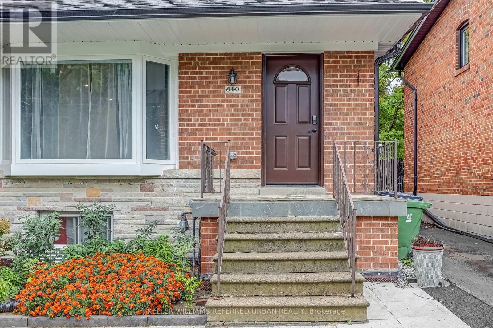 Main - 340 Burnett Avenue, Toronto, Ontario  M2N 1W4 - Photo 3 - C12460470