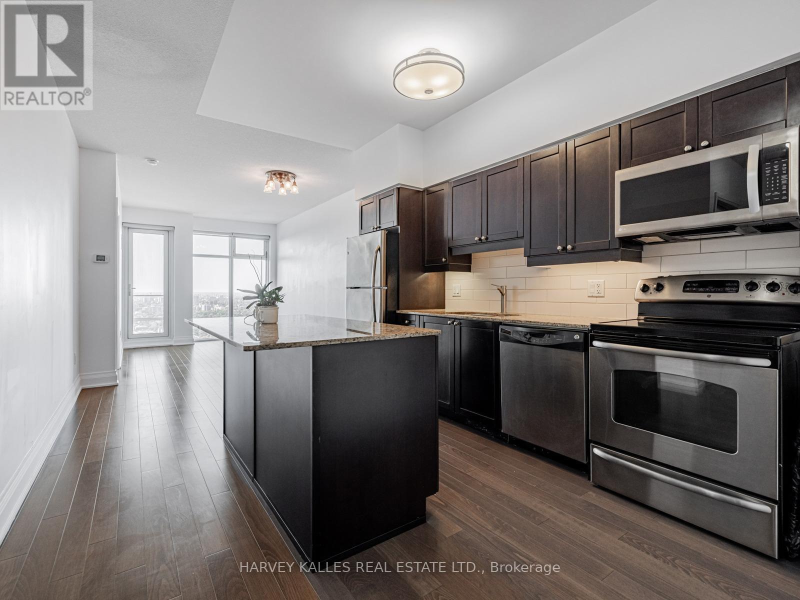 4206 - 2191 Yonge Street, Toronto, Ontario  M4S 3H8 - Photo 8 - C12460472