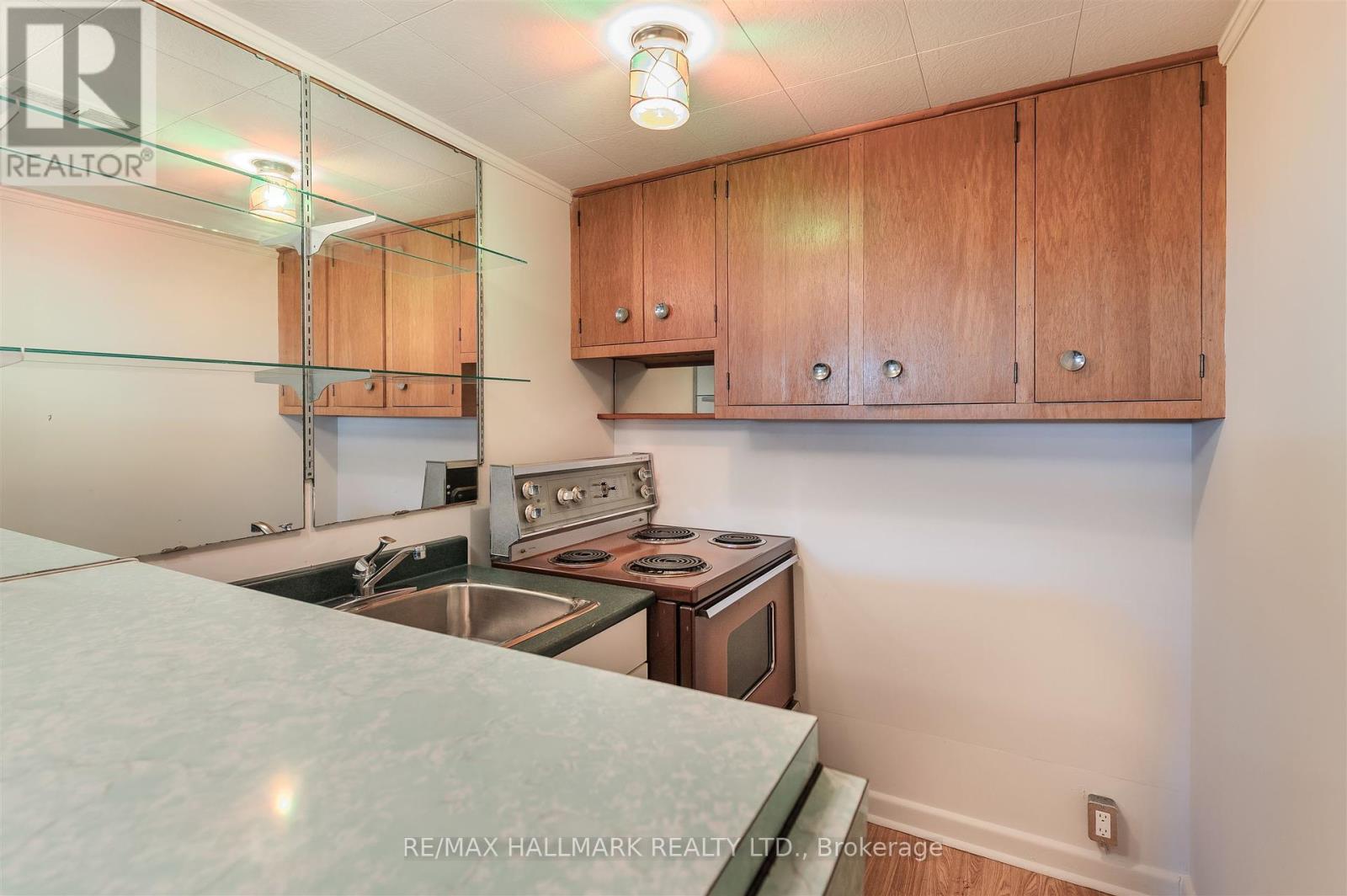 172 Brighton Avenue, Toronto, Ontario  M3H 4E4 - Photo 30 - C12460475