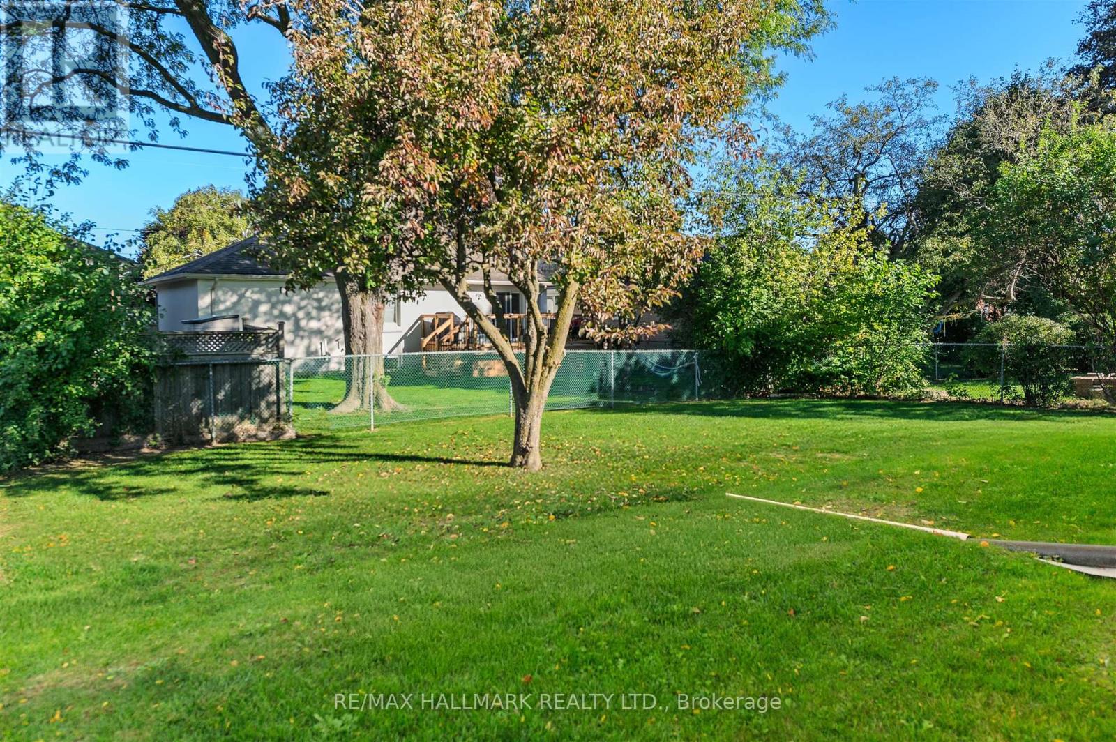 172 Brighton Avenue, Toronto, Ontario  M3H 4E4 - Photo 36 - C12460475