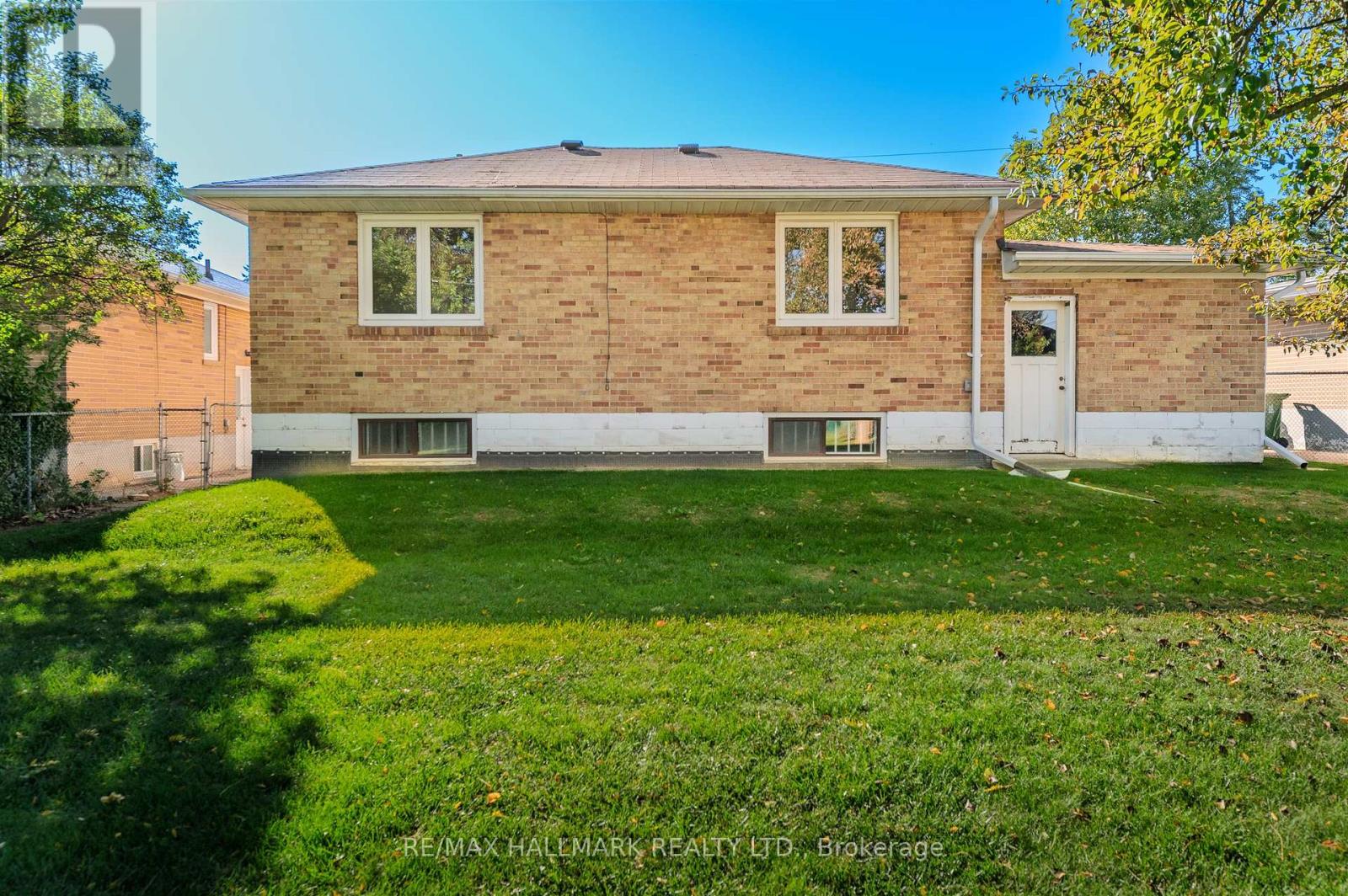 172 Brighton Avenue, Toronto, Ontario  M3H 4E4 - Photo 38 - C12460475
