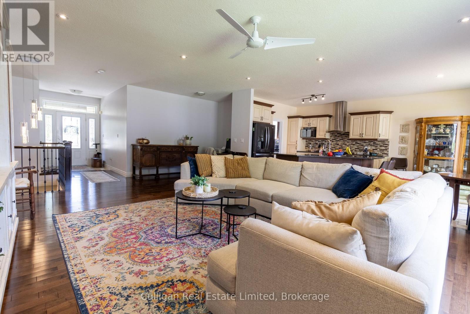 Unit #47 - 181 Skyline Avenue, London North, Ontario  N5X 0B2 - Photo 4 - X12391072