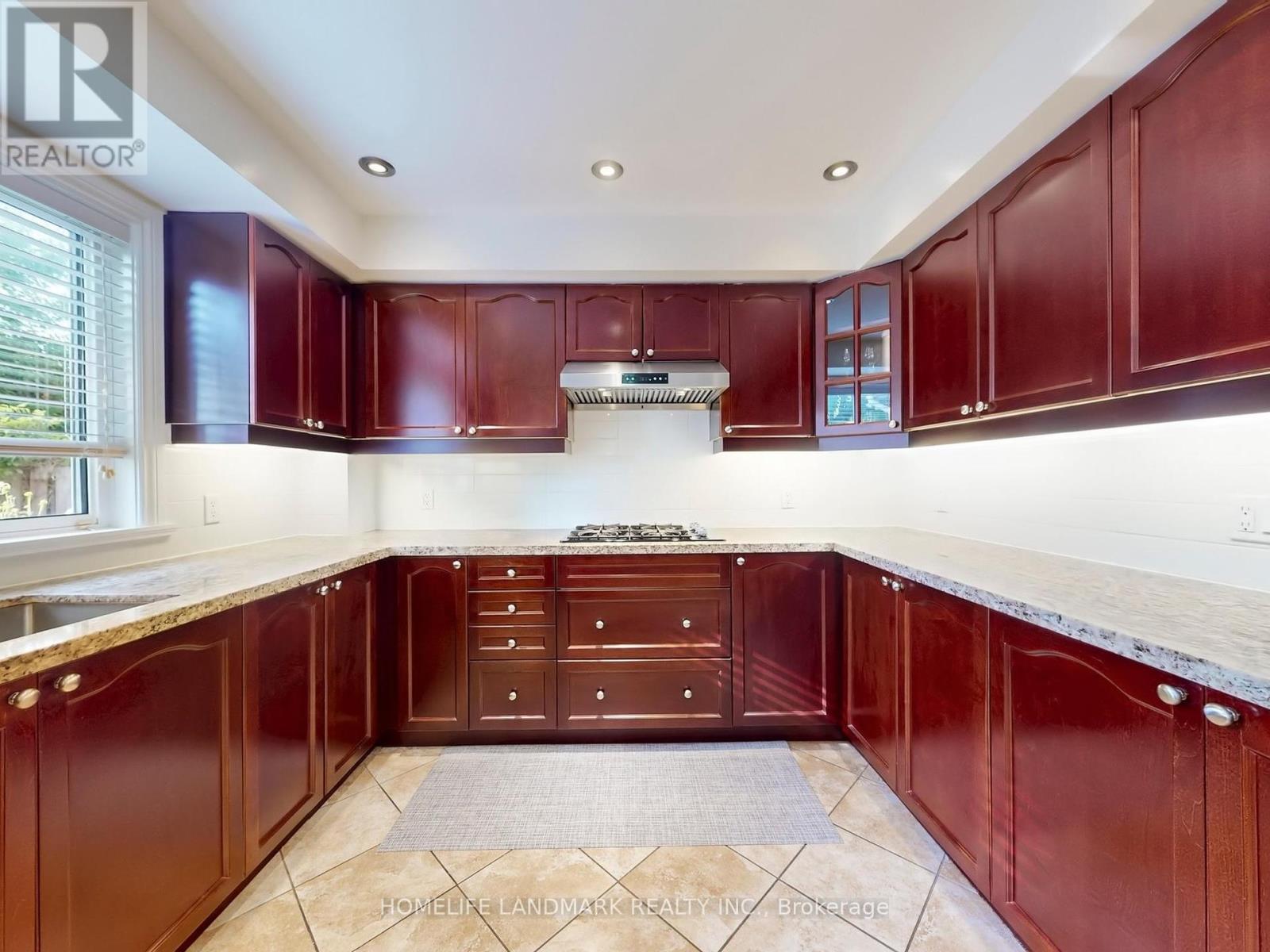 6 Broughton Court, Whitby, Ontario  L1N 6Y8 - Photo 14 - E12460434